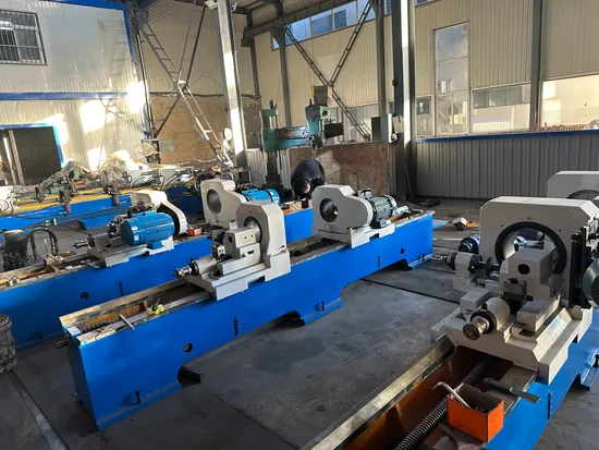 La fabbrica offre in vendita una lavatrice per pavimenti semovente, portatile, ricaricabile, a basso prezzo, con robot automatico e una buona fornitura